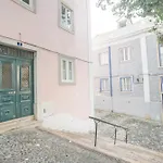 Largo Trigueiros Light-filled Loft Daire