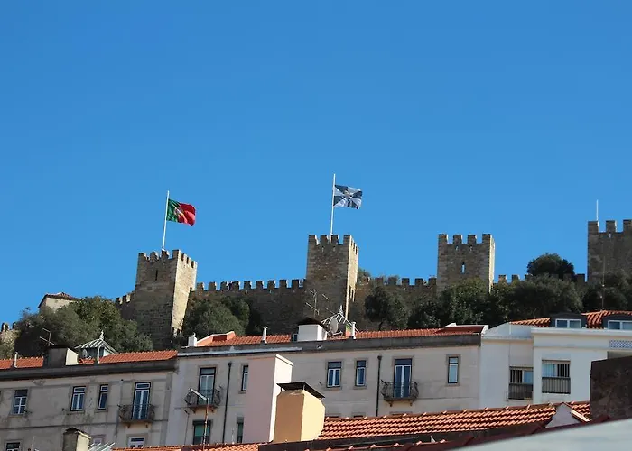 Largo Trigueiros Light-filled Loft Lisboa