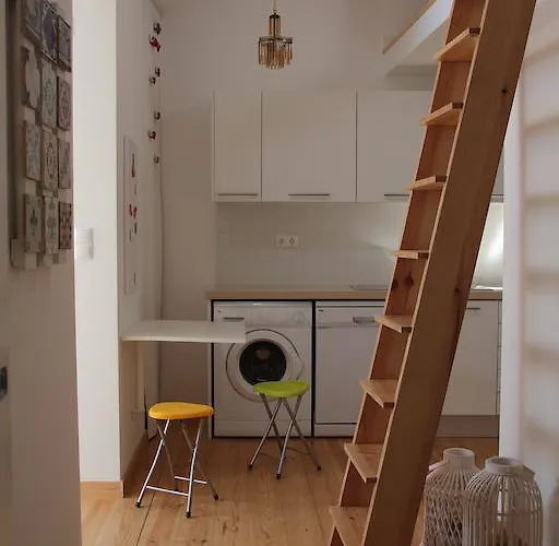 Largo Trigueiros Light-filled Loft Lisboa