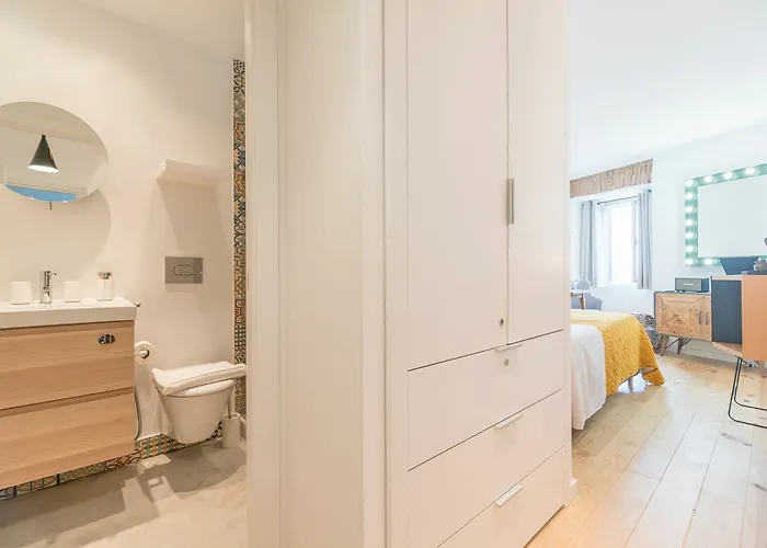 شقة Largo Trigueiros Light-filled Loft Lisboa